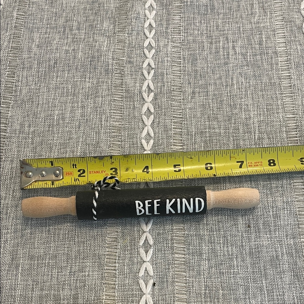 Bee Kind Wooden Bead Garland - includes little rolling pin and hot coffee sign. - Picture 2 of 5